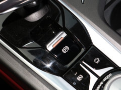 2020款 2.0T 自动领航型
