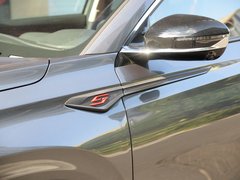 2020款 2.0T 自动旗舰型