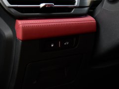 2020款 2.0T 自动旗舰型