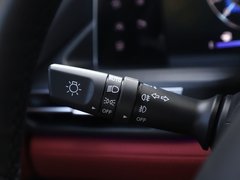 2020款 2.0T 自动旗舰型