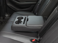2020款 2.0L 蓝天豪华版