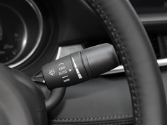 2020款 2.0L 蓝天豪华版