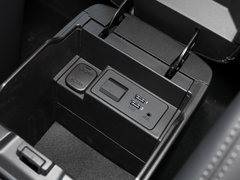 2020款 2.0L 蓝天豪华版