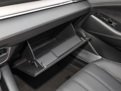 2020款 2.0L 蓝天豪华版