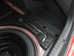 2020款 2.0L 蓝天豪华版