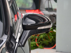 2019款 运动款 300T 自动豪华型