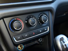 2020款 百万全球版 1.5L 手动精英型