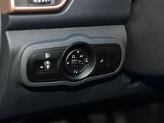 2020款 百万全球版 1.5L 手动精英型