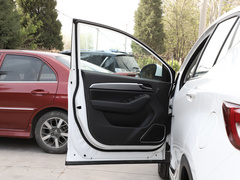 2019款 1.5L 手动豪华型