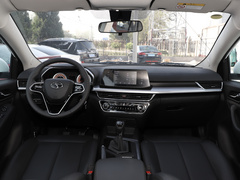 2019款 1.5L 手动豪华型