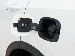 2020款 2.0T 两驱i动