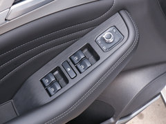 2020款 2.0T 两驱i动
