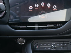 2020款 2.0T 两驱i动