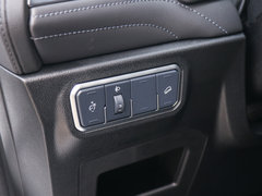 2020款 2.0T 两驱i动