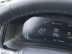 2020款 2.0T 两驱i动