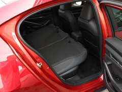 2020款 1.5L 自动质型版