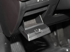 2020款 1.5L 自动质型版