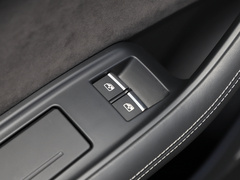 2019款 55 TFSI 至尊限量版
