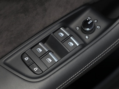 2019款 55 TFSI 至尊限量版