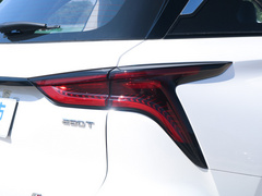 2020款 1.5T 手动豪华型