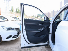 2020款 1.5T 手动豪华型