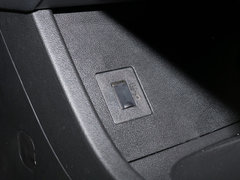 2020款 1.6L 手动智能星空版