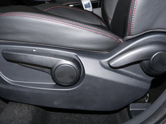 2020款 1.6L 手动智能星空版