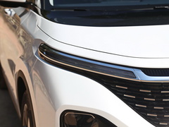2019款 1.5T CVT 24小时在线尊贵型 5座