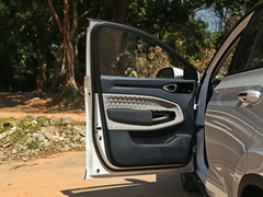 2019款 1.5T CVT 24小时在线尊贵型 5座