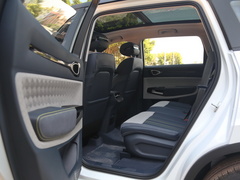 2019款 1.5T CVT 24小时在线尊贵型 5座