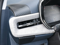 2019款 1.5T CVT 24小时在线尊贵型 6座