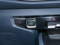 2019款 1.5T CVT 24小时在线尊贵型 6座