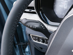 2019款 1.5T CVT 24小时在线尊贵型 6座