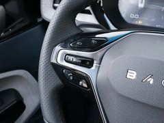 2019款 1.5T CVT 24小时在线尊贵型 6座