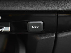2019款 1.5T CVT 24小时在线豪华型 7座