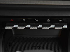 2019款 1.5T CVT 24小时在线豪华型 7座