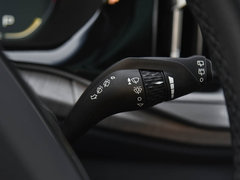 2019款 1.5T CVT 24小时在线豪华型 7座
