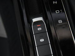 2019款 1.5T CVT 24小时在线豪华型 7座