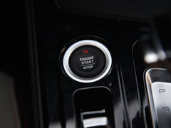 2019款 1.5T CVT 24小时在线尊贵型