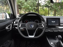 2019款 1.5L 手动豪华型
