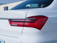 2019款 1.5L 自动豪华型