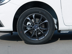 2019款 1.5L 自动豪华型