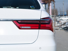 2019款 1.5L 自动豪华型