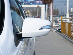 2019款 1.5L 自动豪华型