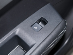 2019款 1.5L 自动豪华型