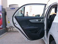 2019款 1.5L 自动豪华型