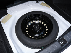 2019款 1.5L 自动豪华型