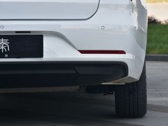 2019款 1.5L 自动尊贵型