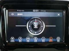 2019款 220T 自动夜鹰版