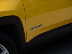 2019款 220T 自动精英版